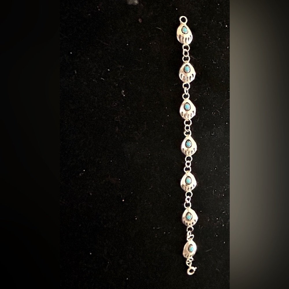 Sterling Silver bear claw and turquoise bracelet